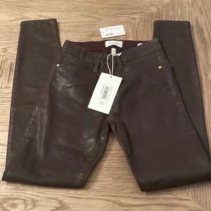 Frame Le Skinny De Jeanne